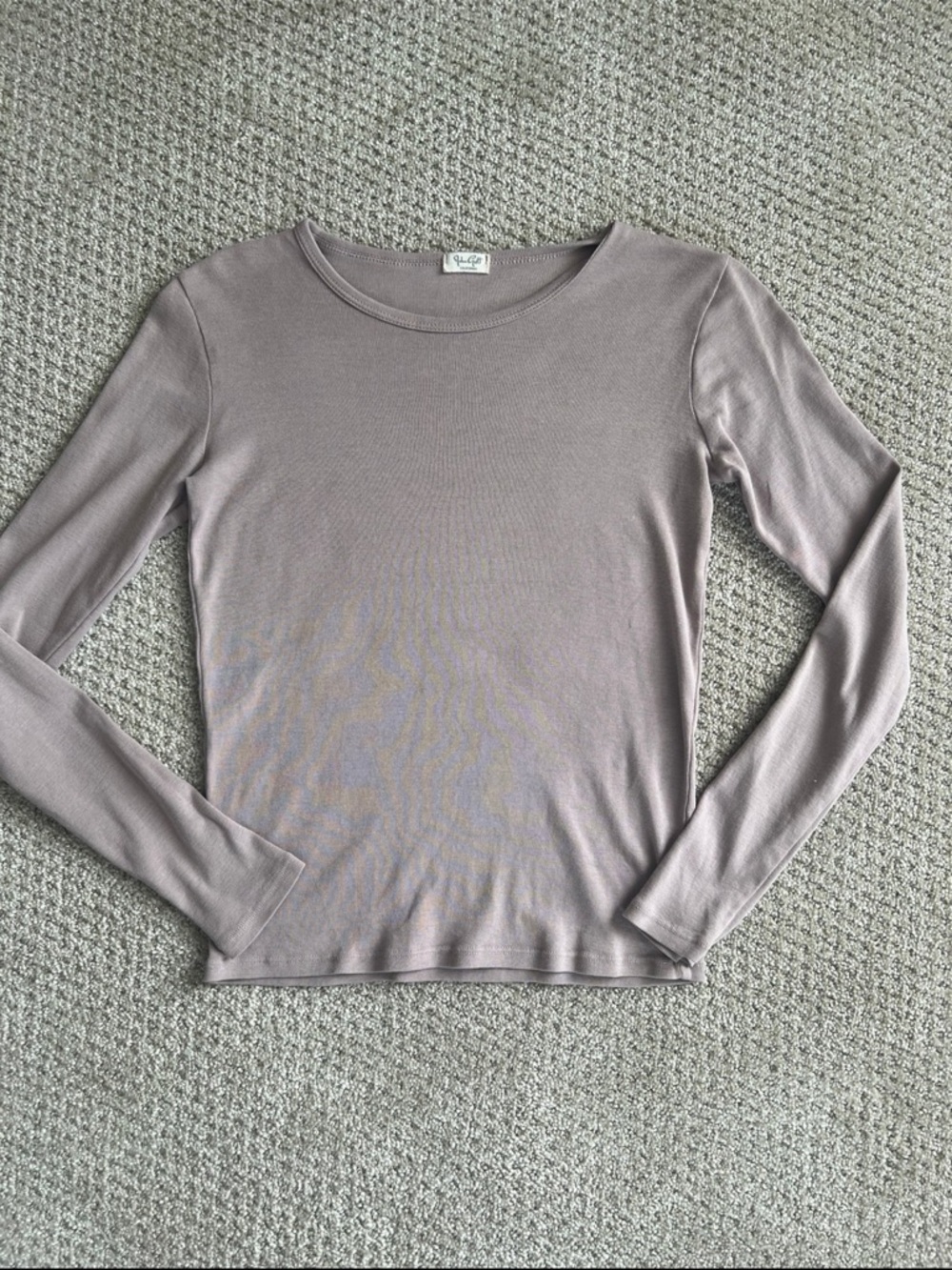 Brandy Melville Long-Sleeve Ribbed Tee in Mauve